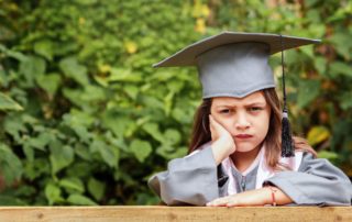 L'expérience professionnelle auprès d'un précédent employeur ainsi que les diplômes ne peuvent justifier une différence de salaire qu'au moment de l'embauche